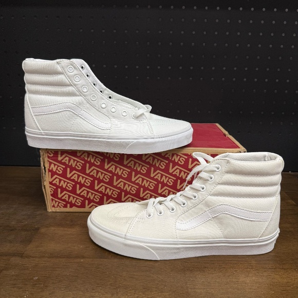 New W/ Box! Men's Vans SK8-Hi True White Classic Skate Sneakers Size 10 - Picture 1 of 6